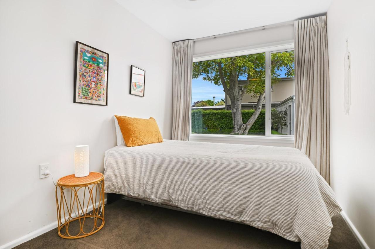 Family-Friendly, Home & Garden, 4Br, By Airport, Free Parking Κράισττσερτς Εξωτερικό φωτογραφία