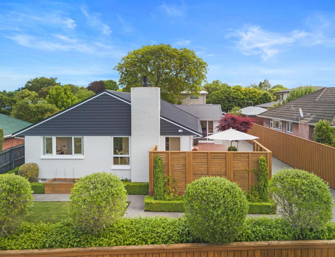 Family-Friendly, Home & Garden, 4Br, By Airport, Free Parking Κράισττσερτς Εξωτερικό φωτογραφία