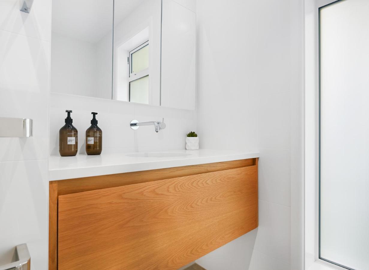 Family-Friendly, Home & Garden, 4Br, By Airport, Free Parking Κράισττσερτς Εξωτερικό φωτογραφία